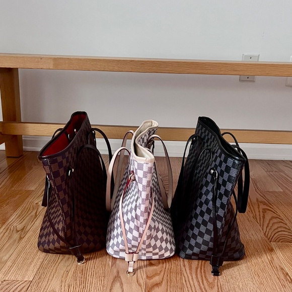 Three Daisy Rose totes (black, brown, cream) with felt insert *EUC* - Picture 2 of 12